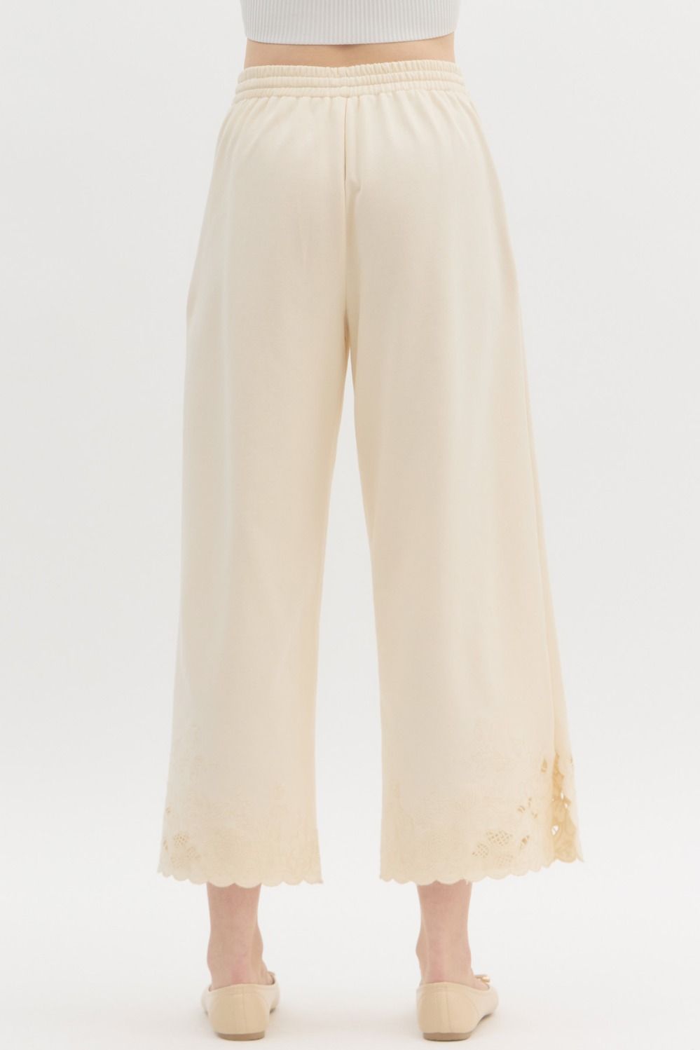 Scallop embroidered hem wide Ankle Pants in ecru