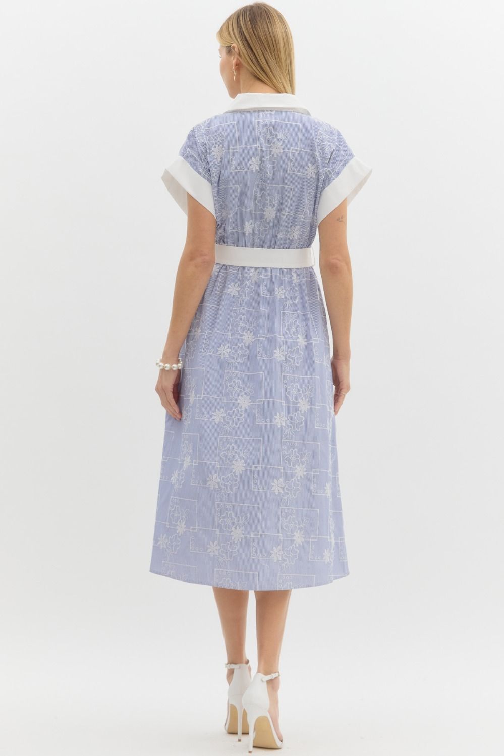 Floral Embroidered Print short sleeve Midi Dress in blue-4