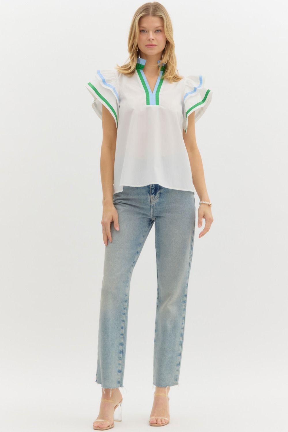 entro solid multicolor detail flutter sleeve top in off white