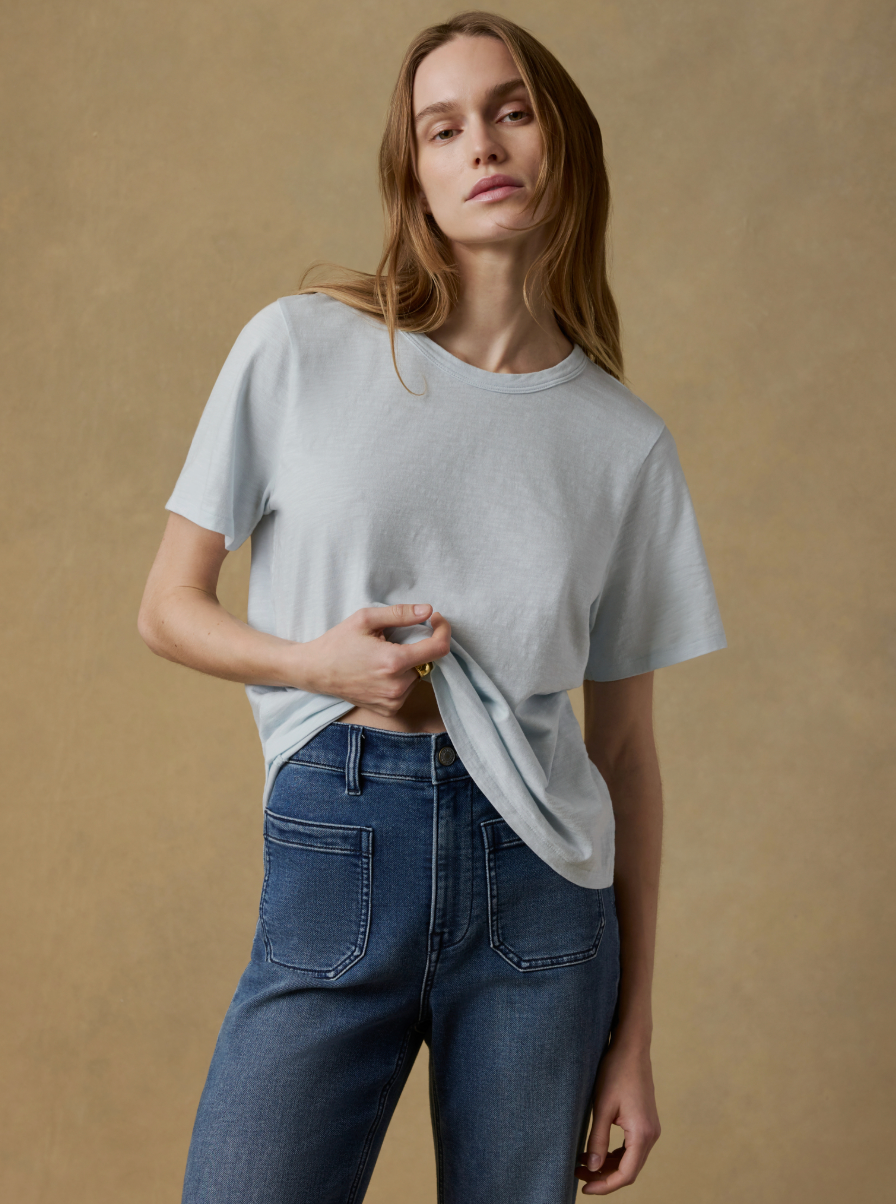 Faherty Sunwashed Essential Tee sky