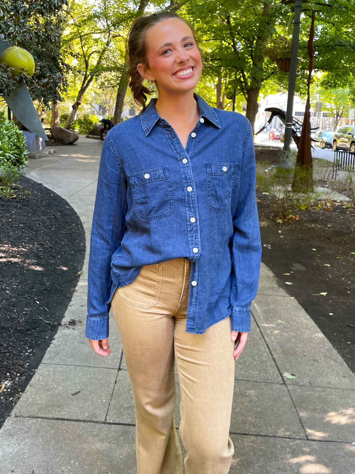 Faherty Tried & True Chambray Classic Shirt Night Lagoon Wash