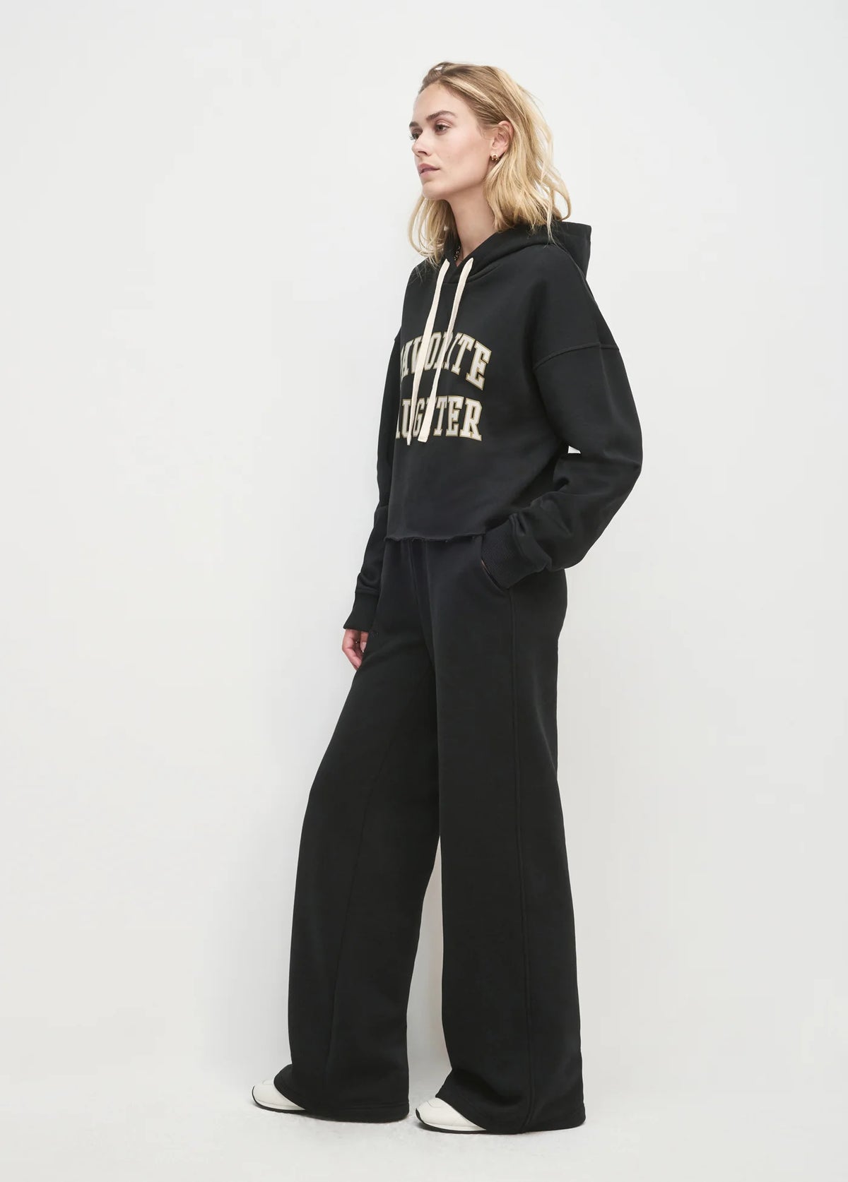 Favorite Daughter Cropped Collegiate Hoodie black stone 