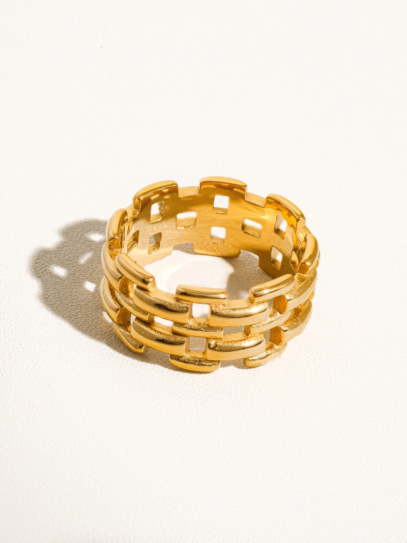 Flânerie by MAIQ Roxie 18K Gold Braided Chain Ring Non-Tarnish