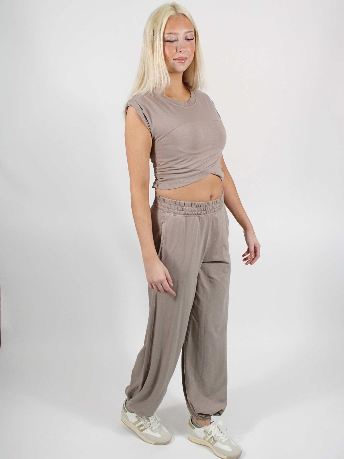 fp movement hot shot crossover set pumice