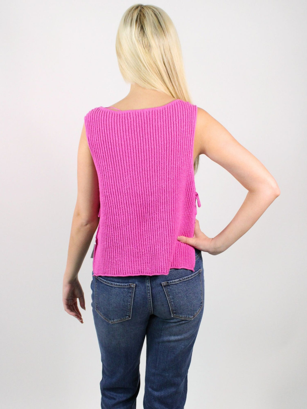 Free-Est Lizzie Sweater Top Island Flower