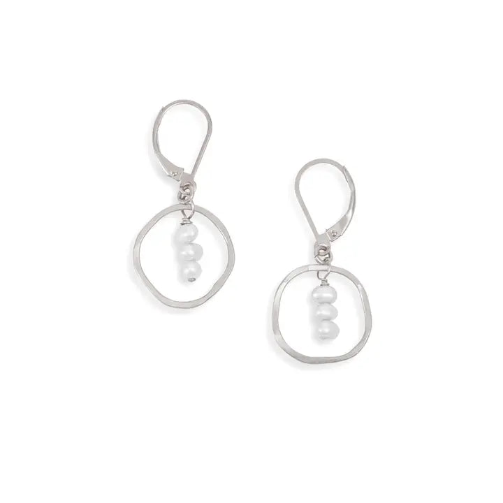 freshie & zero Sterling Silver Treble Earrings with freshwater pearls