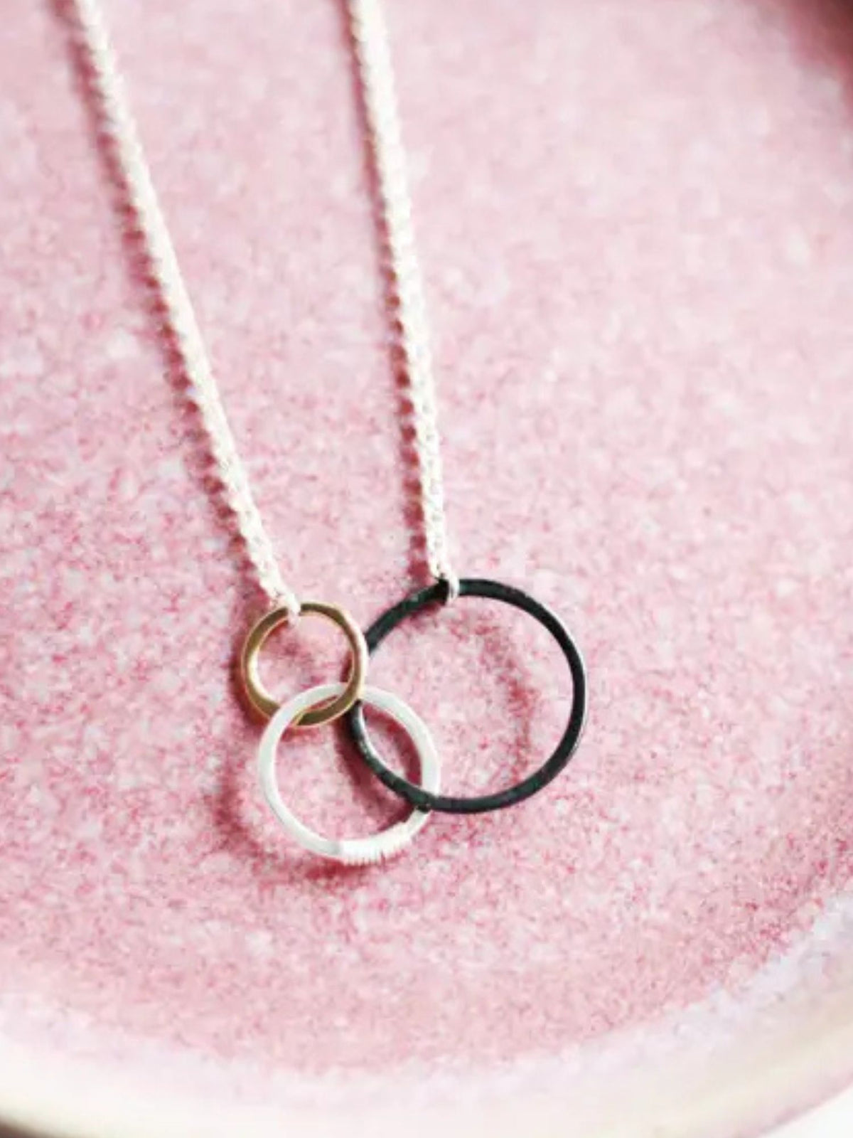 16" Storied 3-Ring Necklace