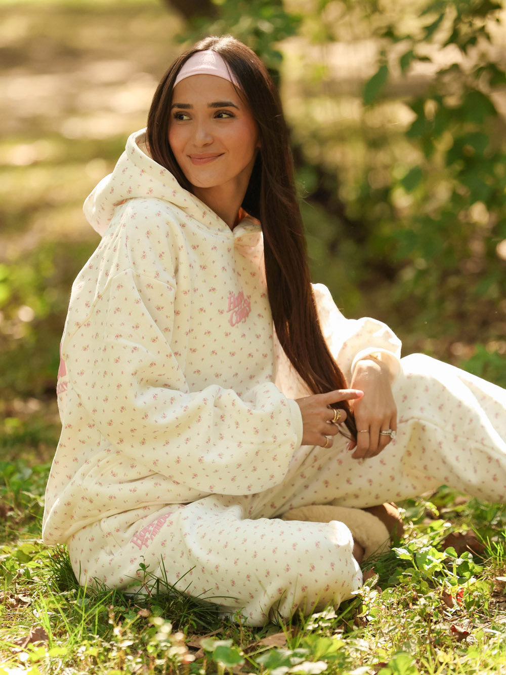 Happy Camp3r Garden Confetti Core Jogger Frost White