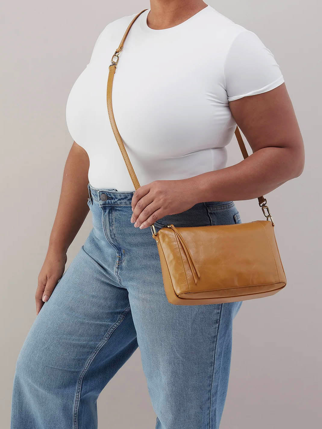 HOBO Darcy Polished Leather Carry-All Crossbody in Natural