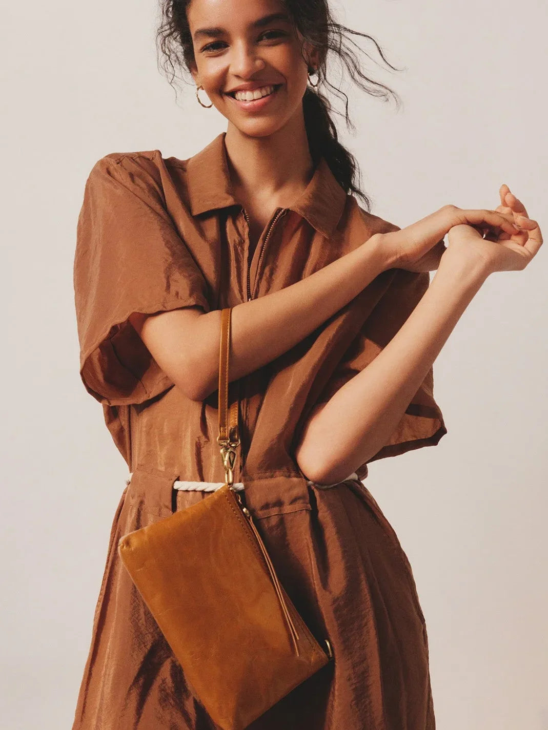 HOBO Darcy Polished Leather Crossbody Truffle