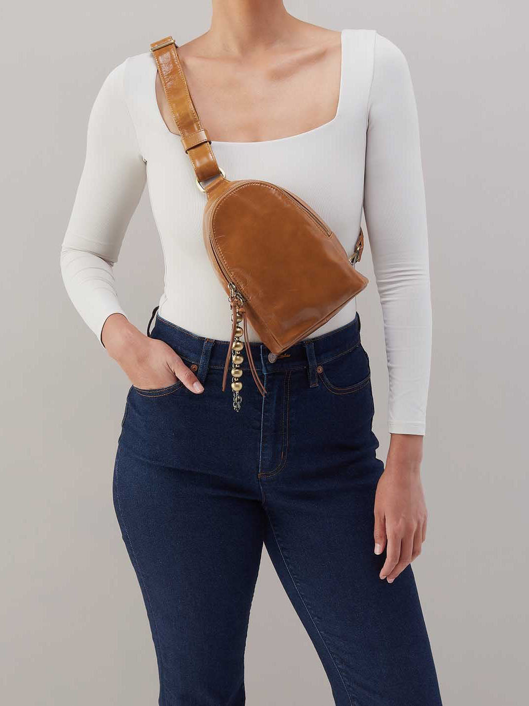 HOBO Fern Sling Truffle Polished Leather