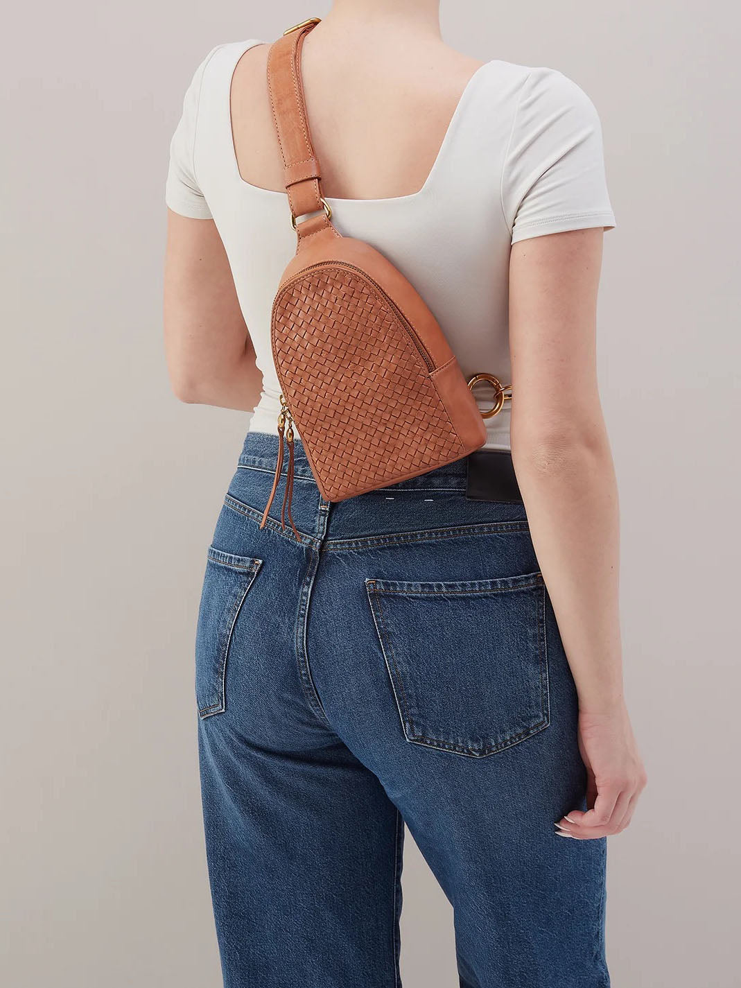 HOBO Fern Washed Leather Sling in Harvest Wheat