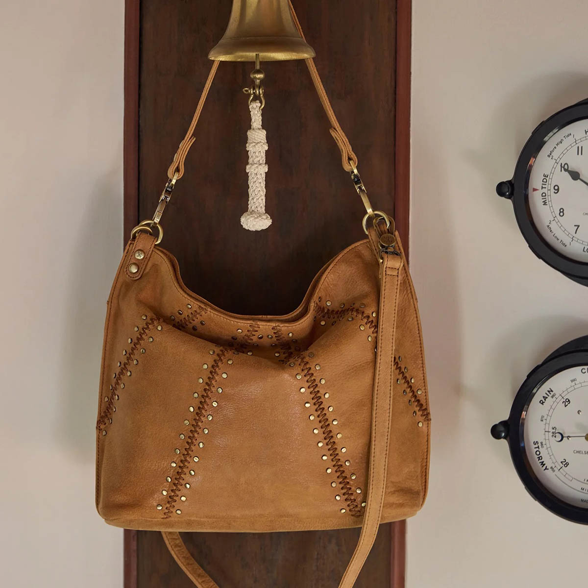 HOBO Pier Buffed Leather Shoulder Bag in Whiskey