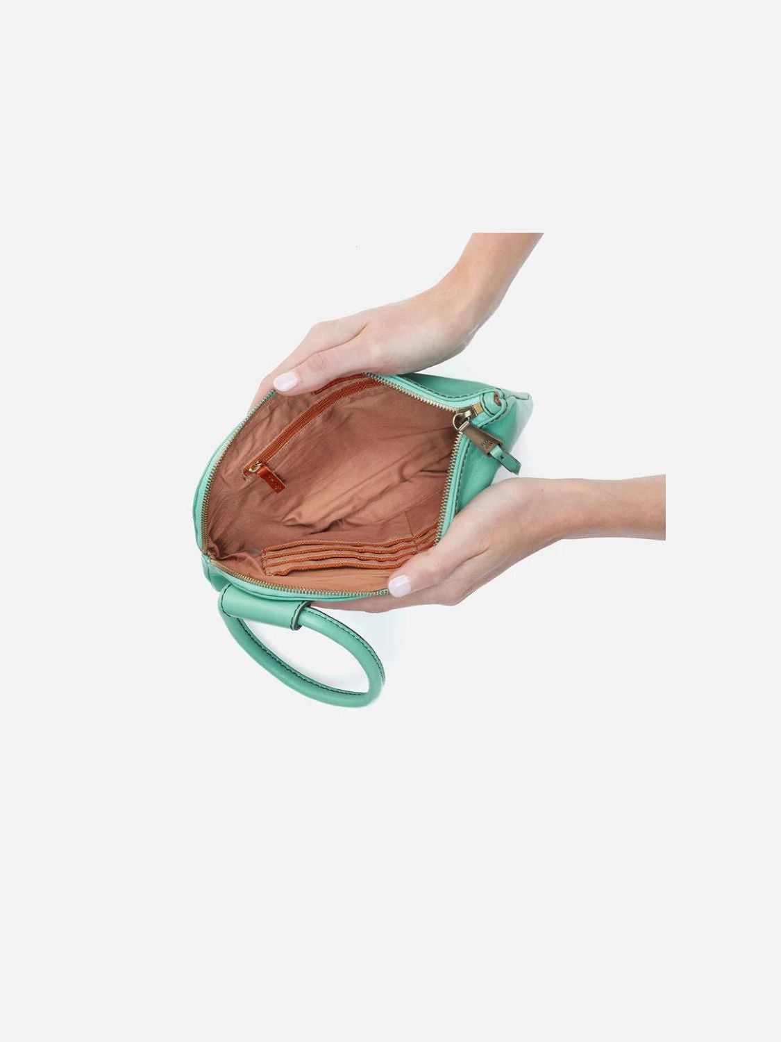 hobo sable polished leather wristlet in seaglass-inside
