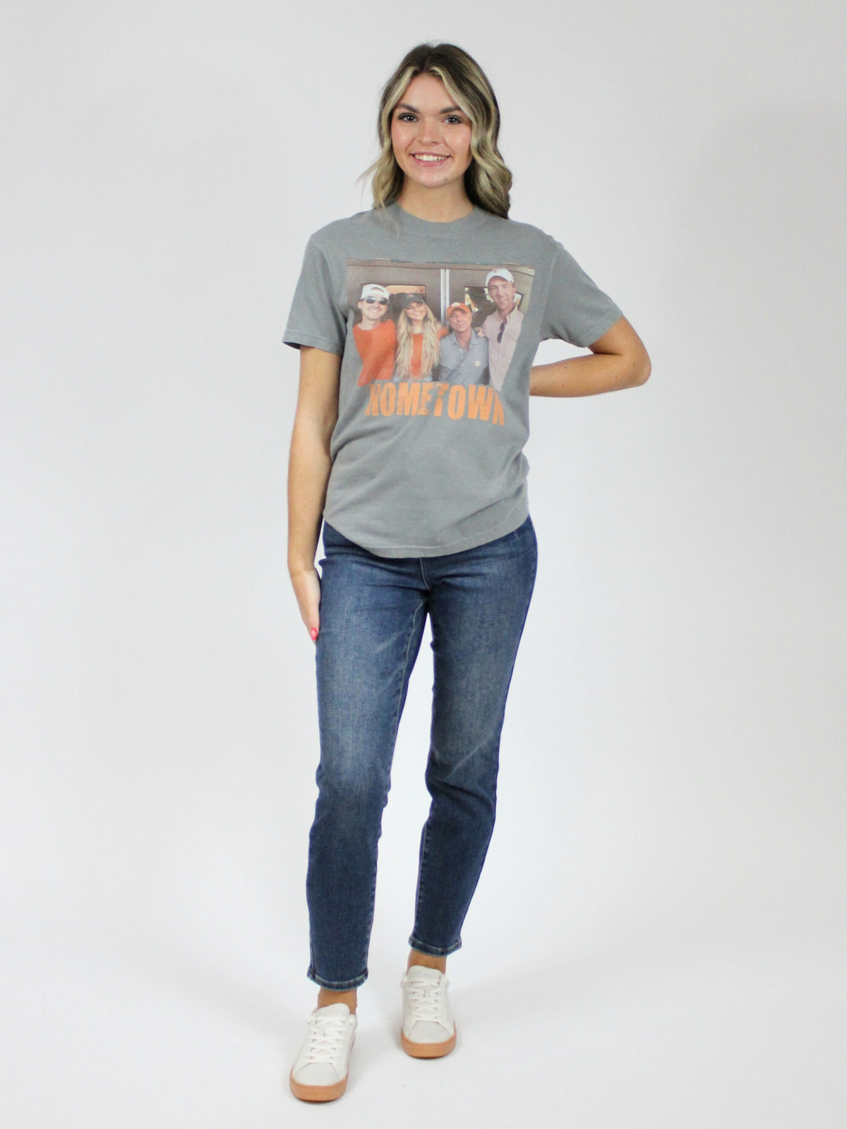 utk gameday graphic tee Morgan Wallen, Peyton Manning, Kelsea Ballerini, and Kenny Chesney front full view