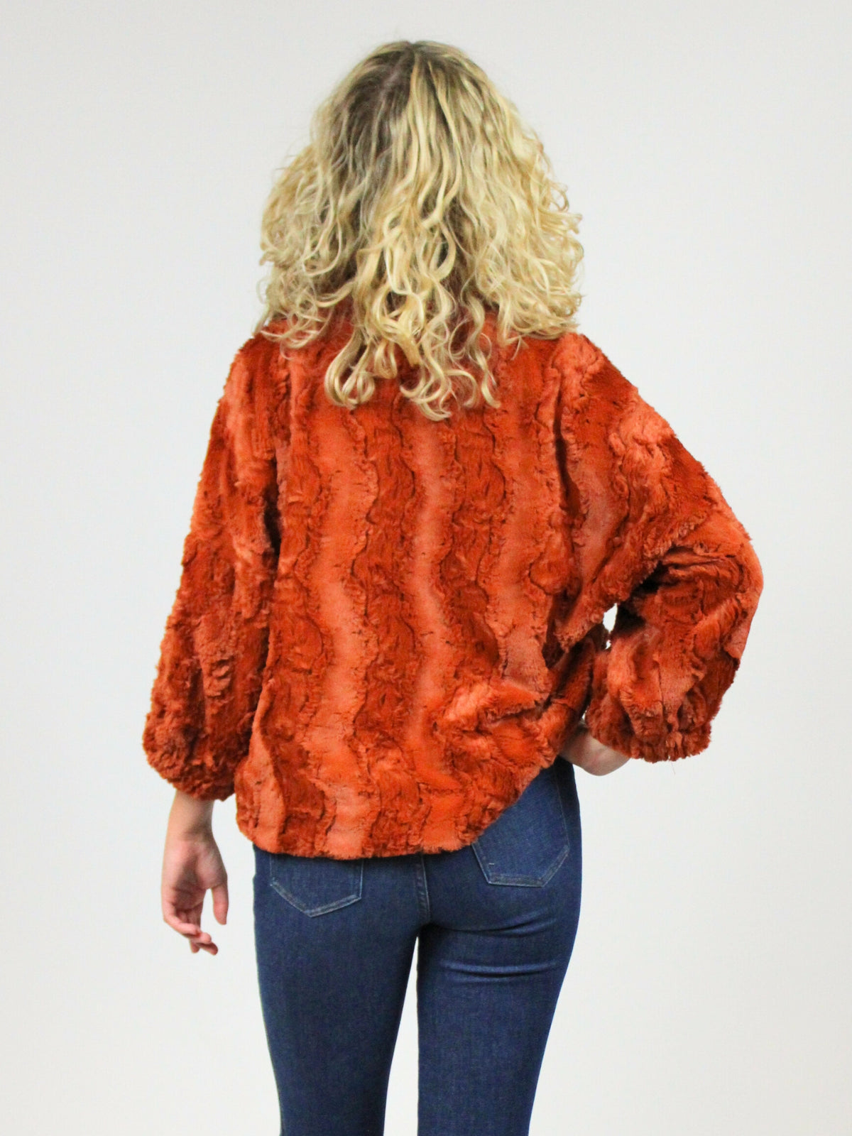 ivy jane poof sleeve faux fur popover ginger back model view