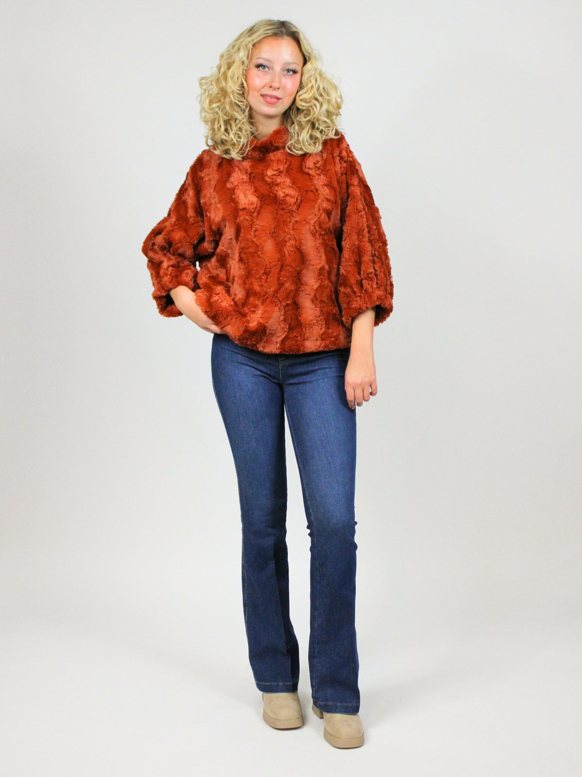 ivy jane poof sleeve faux fur popover ginger front full model view