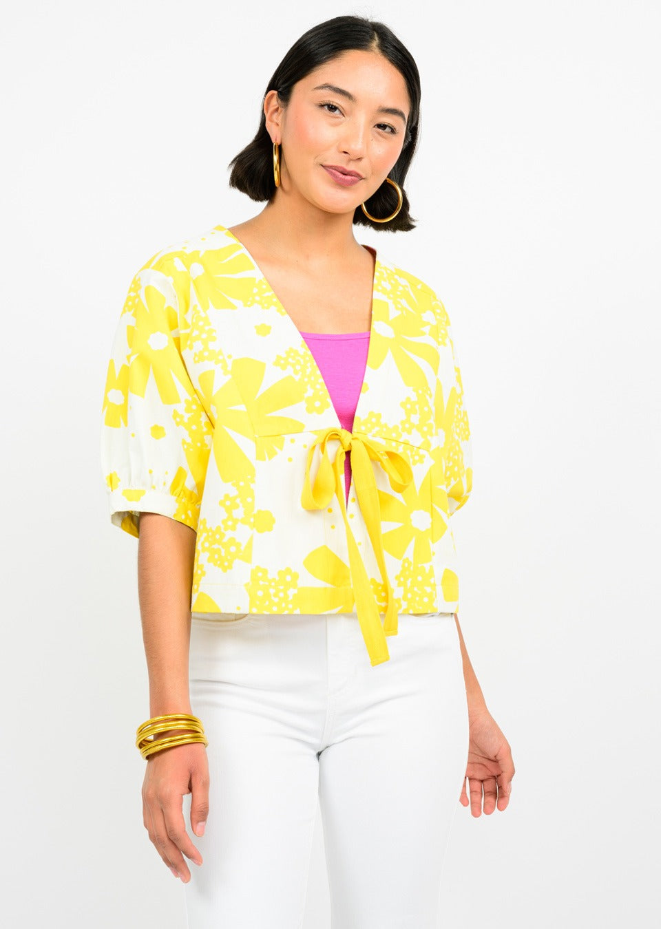 Ivy Jane Scattered Daisy Jacket in white and yellow