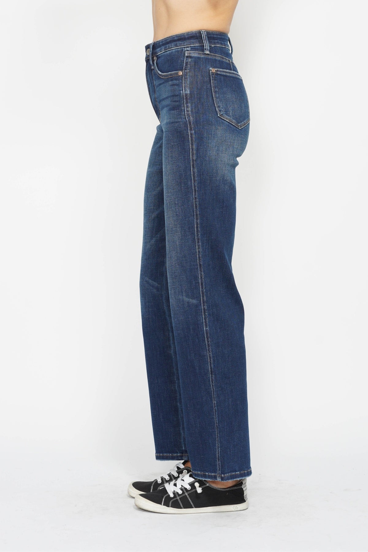 judy blue high waited tummy control classic straight jeans in dark wash-side