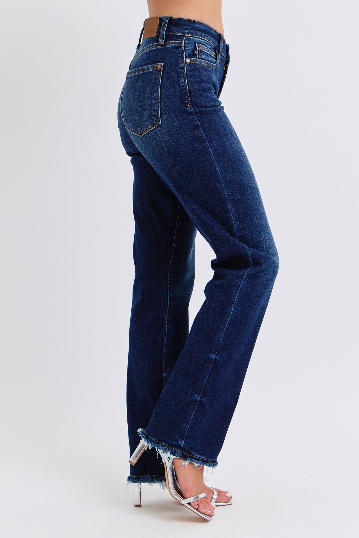 Judy Blue Mid Rise Straight Leg Fray Hem Jeans in dark wash-side