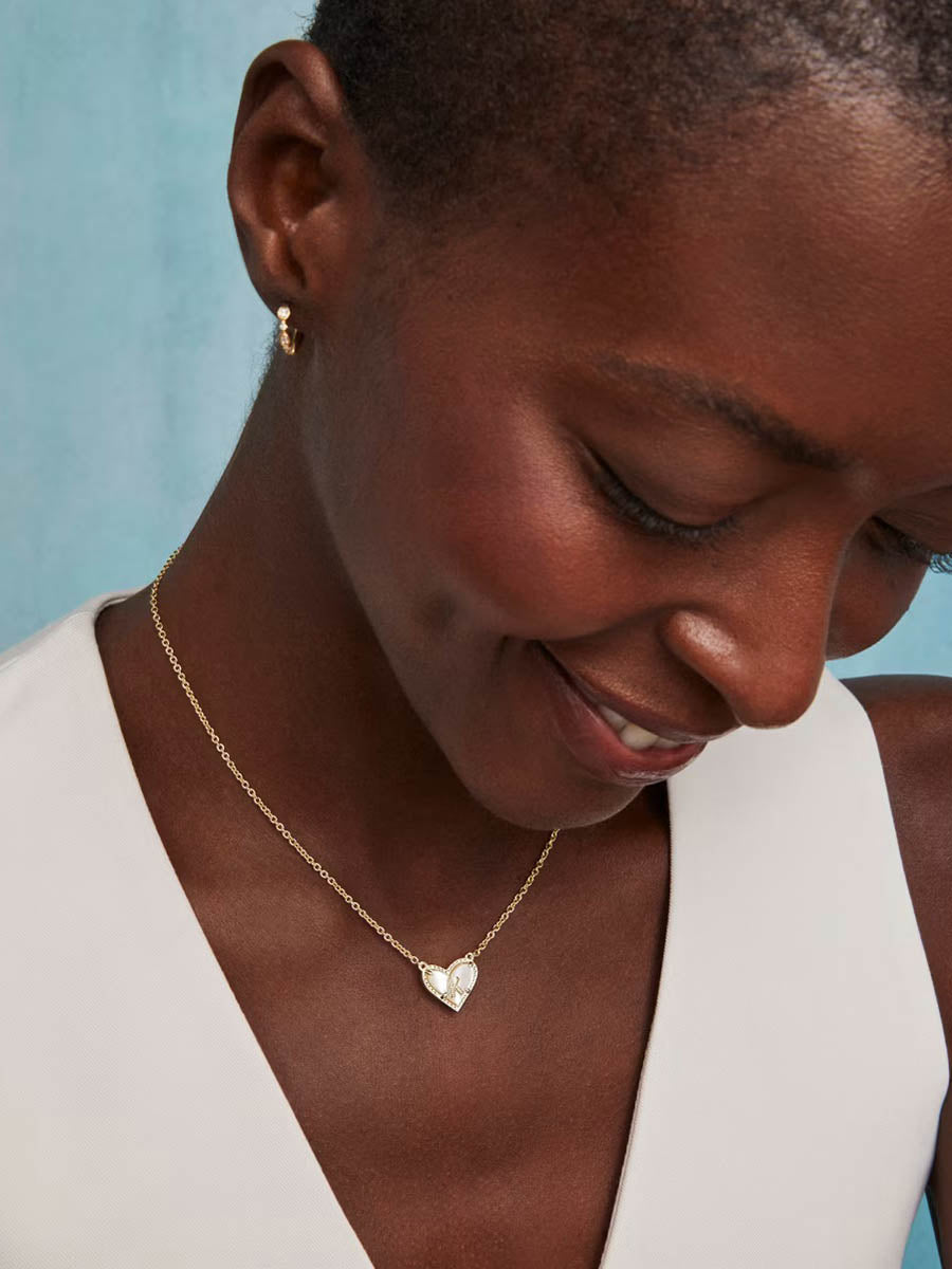 Kendra Scott Ari Heart Letter K Gold Short Pendant Necklace in Ivory Mother-of-Pearl