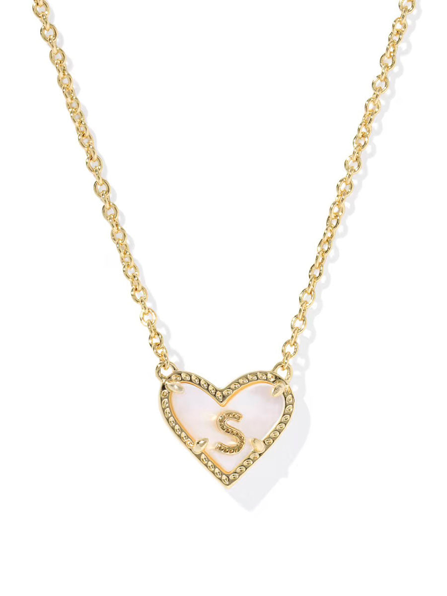 Kendra Scott Ari Heart Letter S Gold Short Pendant Necklace in Ivory Mother-of-Pearl