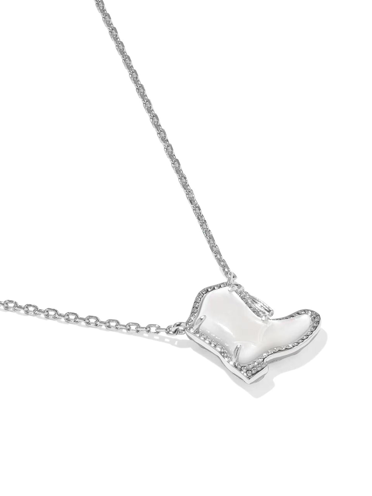 Kendra Scott Drill Team Boot Silver Short Pendant Necklace in Mother of Pearl