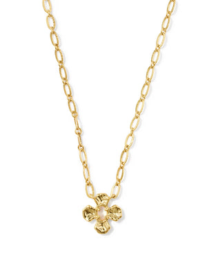 Kendra Scott Leanne Gold Short Pendant Necklace in Natural Mother of Pearl