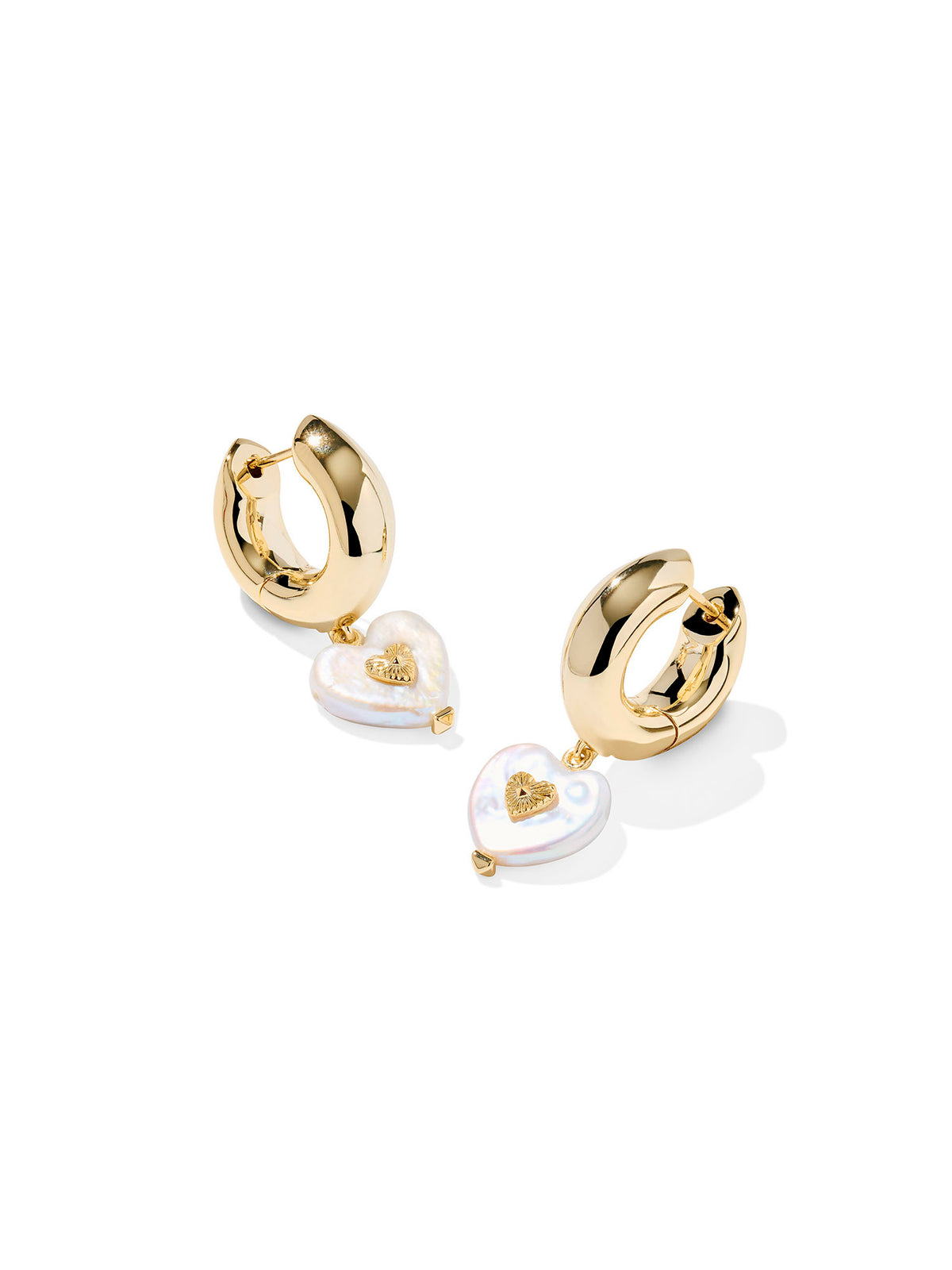 Kendra Scott Sasha Gold Heart Huggie Earrings in Freshwater Cultured Pearl