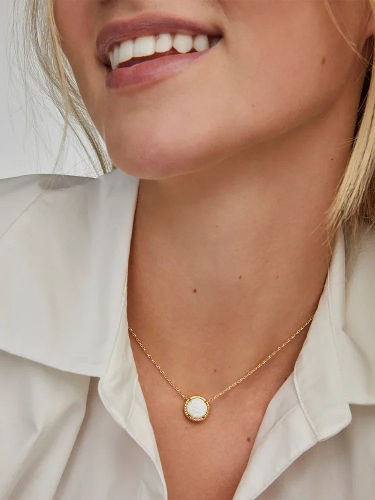 Kendra Scott Volleyball Gold Short Pendant Necklace in White Mother-of-Pearl