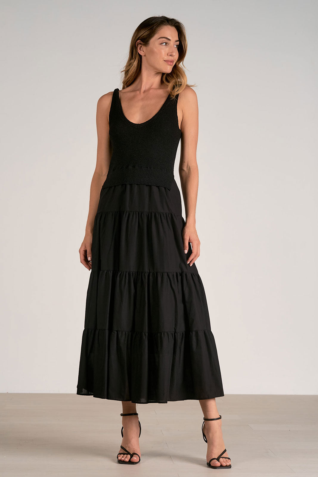 Aries Dress in black - front view