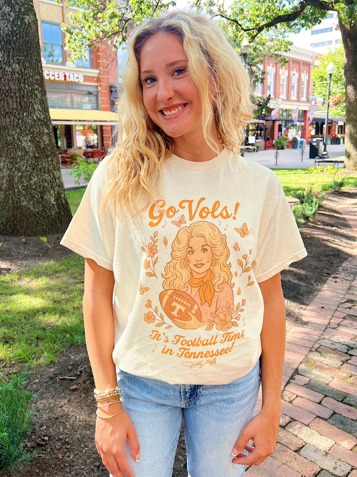LivyLu Dolly Parton It's Football Time In Tennessee