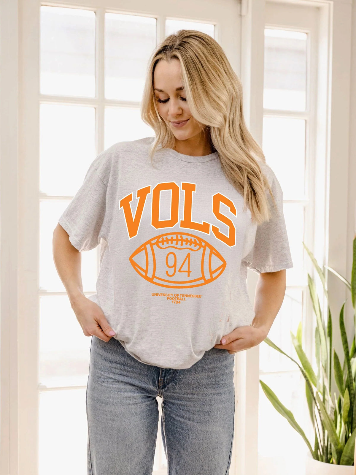 LivyLu Tennessee Vols Campus Classic Ash Gray Thrifted Tee ash gray