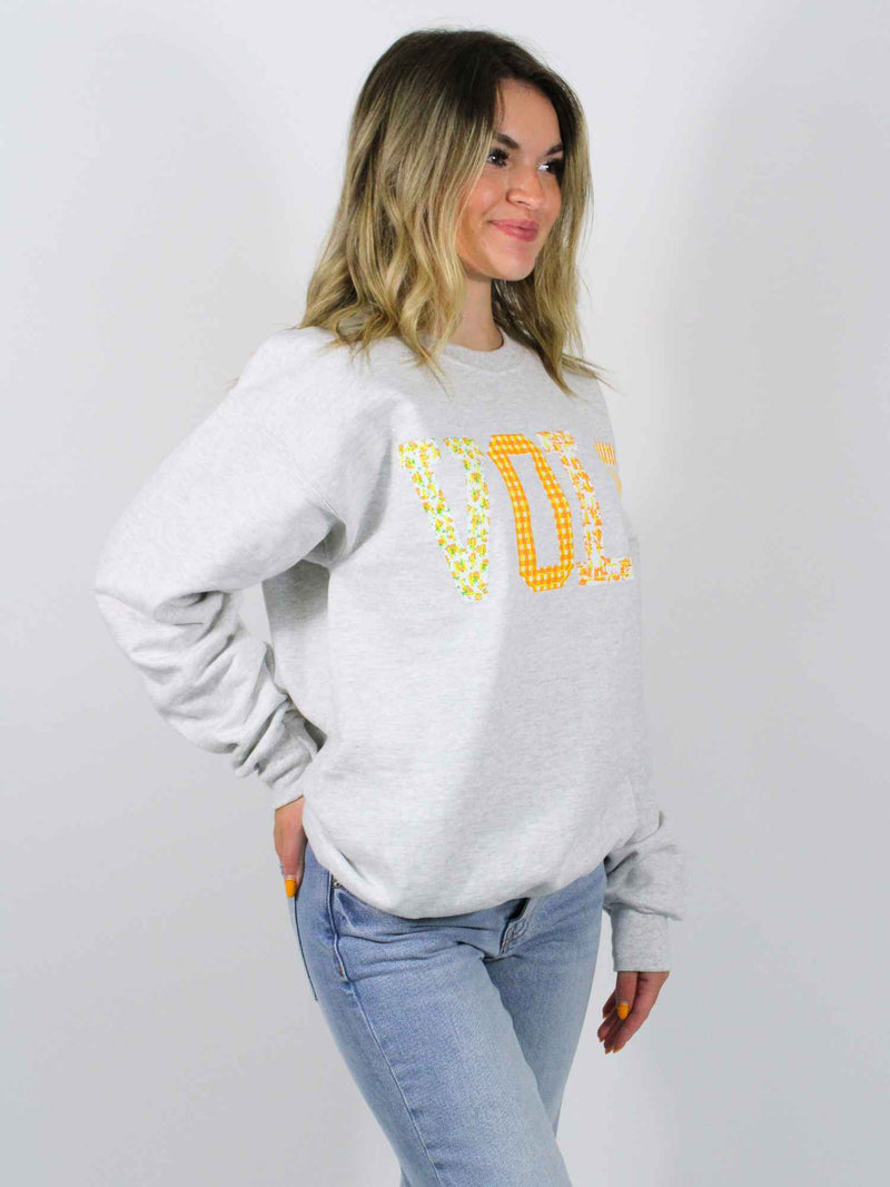 LivyLu Tennessee Vols Quilted Puff Ink Sweatshirt