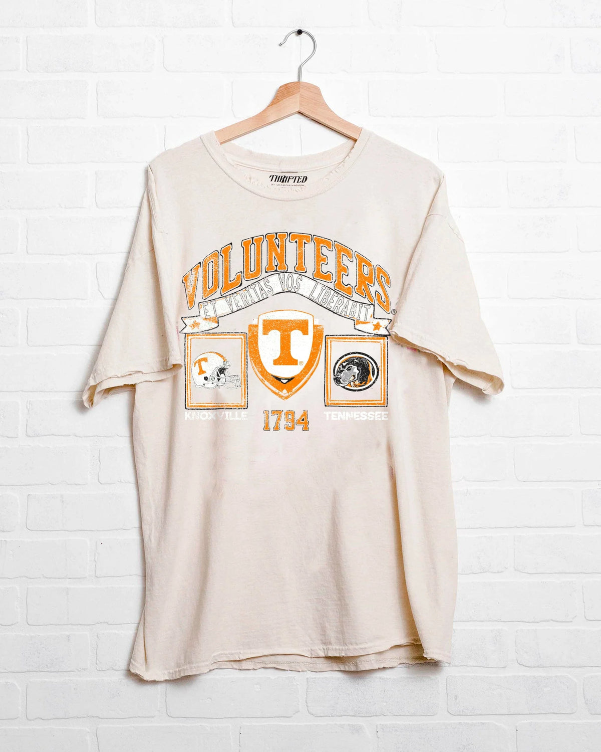 LivyLu Tennessee Volunteers Prep Patch Off White Thrifted T-Shirt for TN Volunteers Game Day