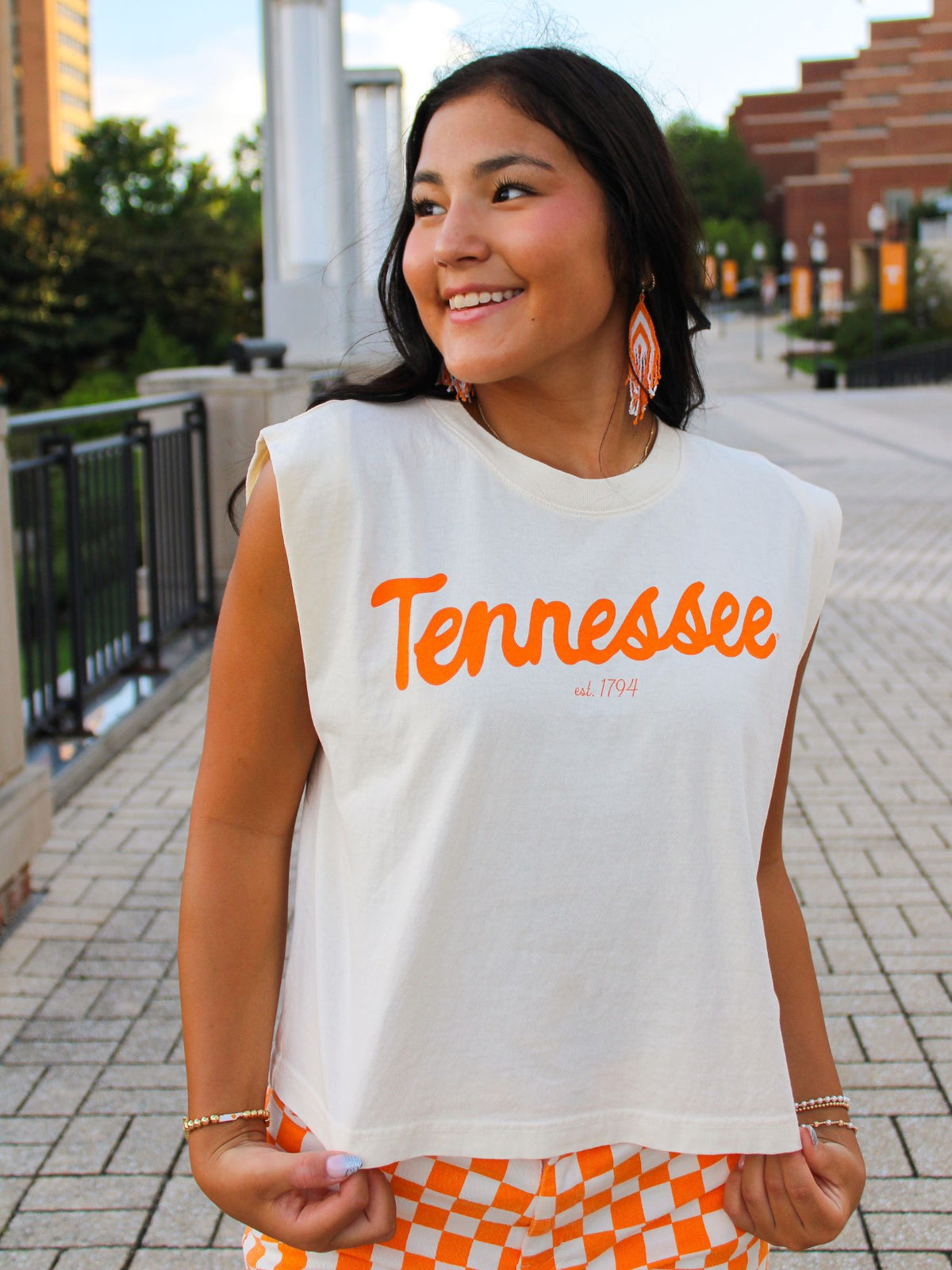 LivyLu Tennessee Volunteers Vols Bold Script Tank off white