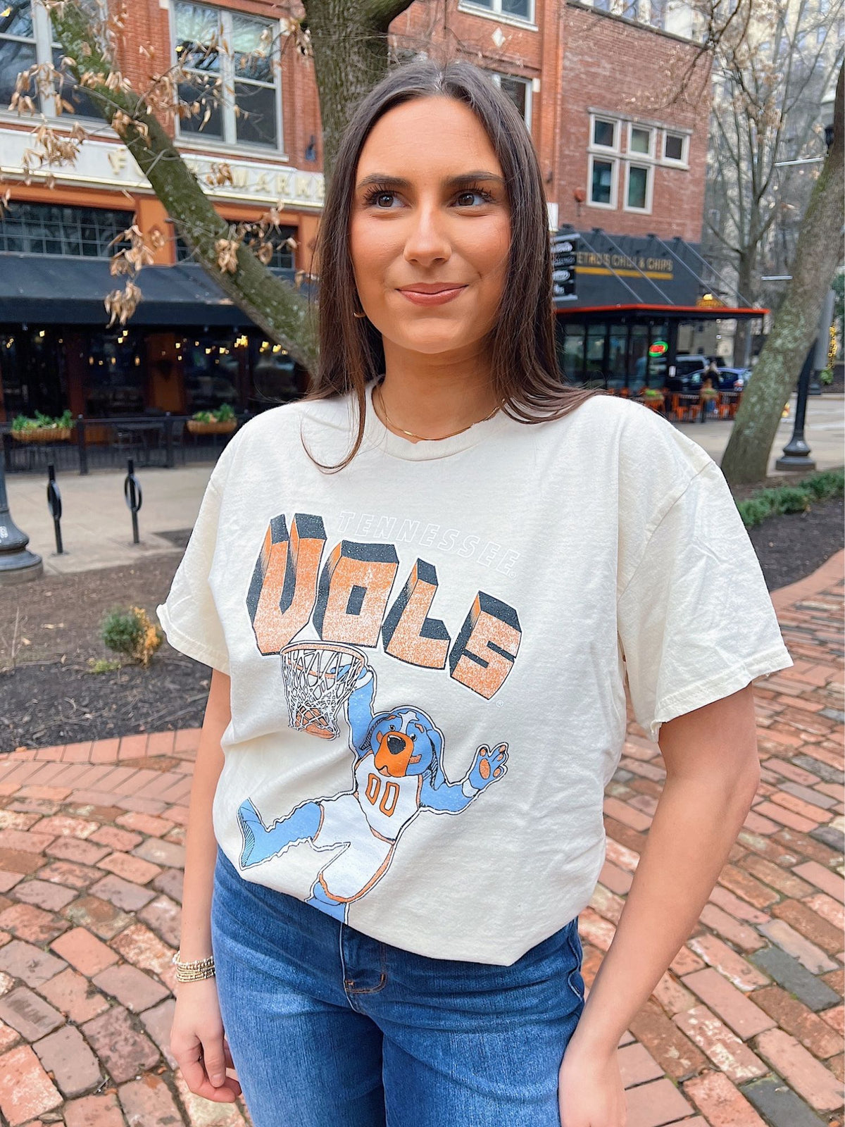 livylu tn vols smokey basketball dunk tee 