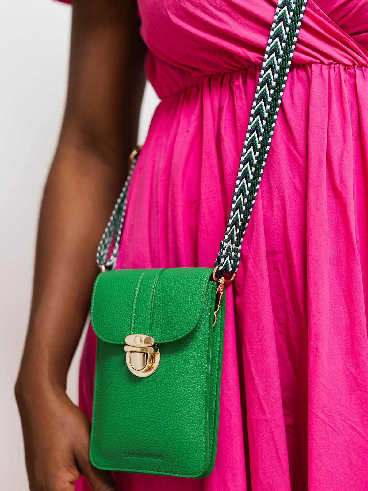 LOUENHIDE fontaine phone crossbody bag in apple green