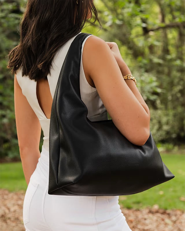 Black fashion faux leather shoulder bag