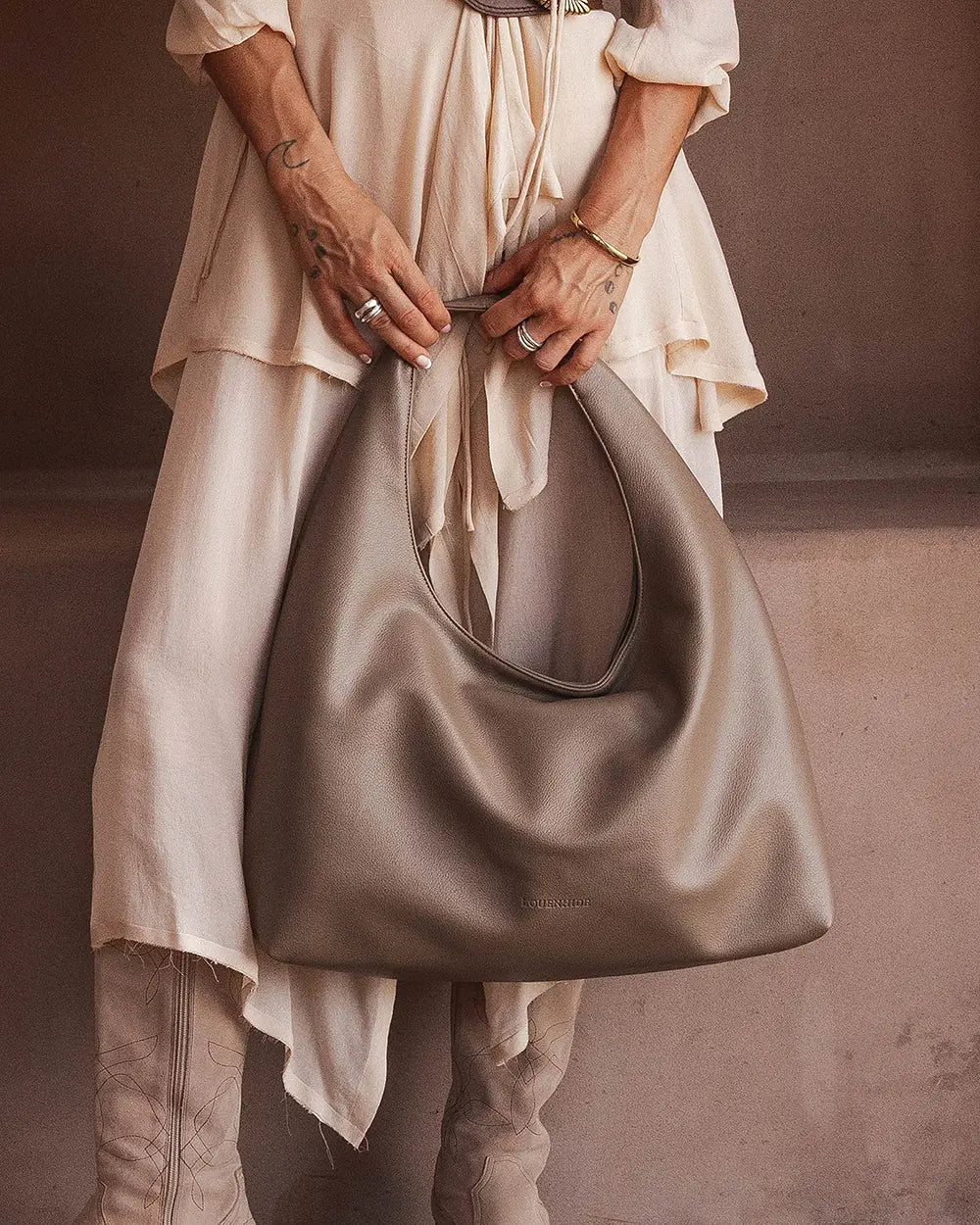 LOUENHIDE Monaco Shoulder Bag in Mocha