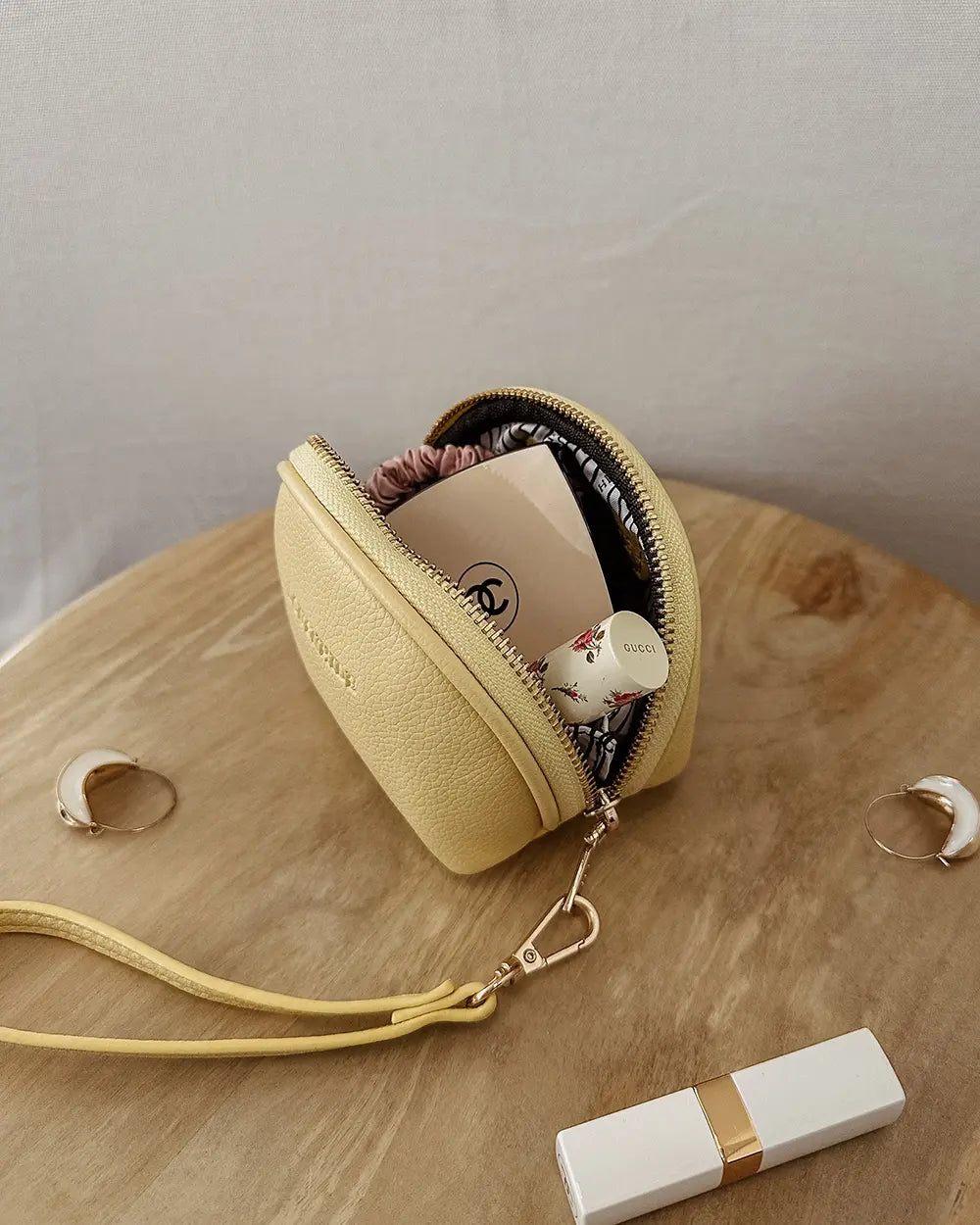 LOUENHIDE Paige RFID Small Purse in Yellow
