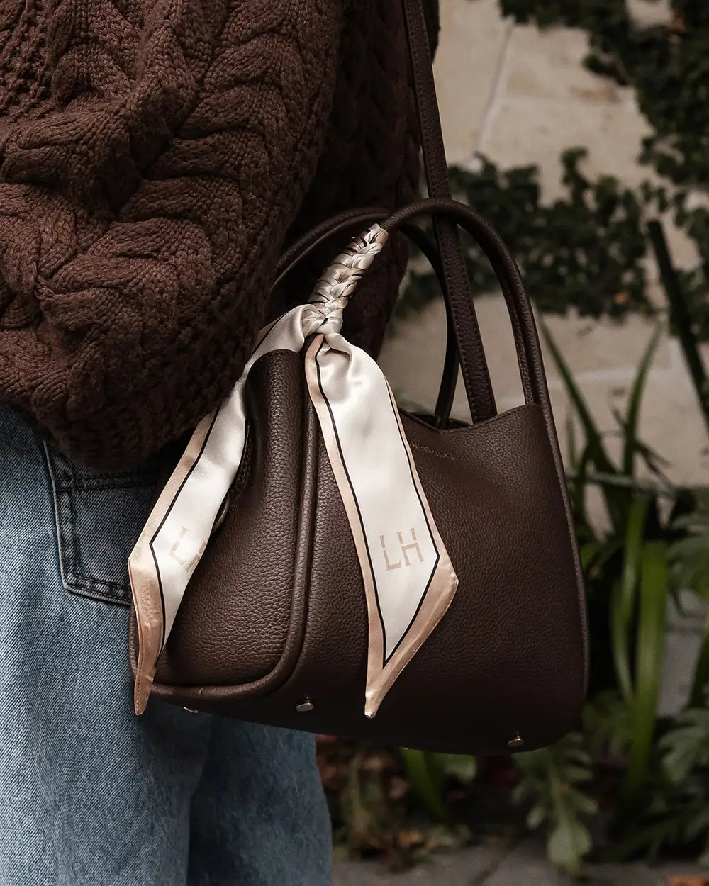 LOUENHIDE Steffie Mini Tote Bag in Chocolate