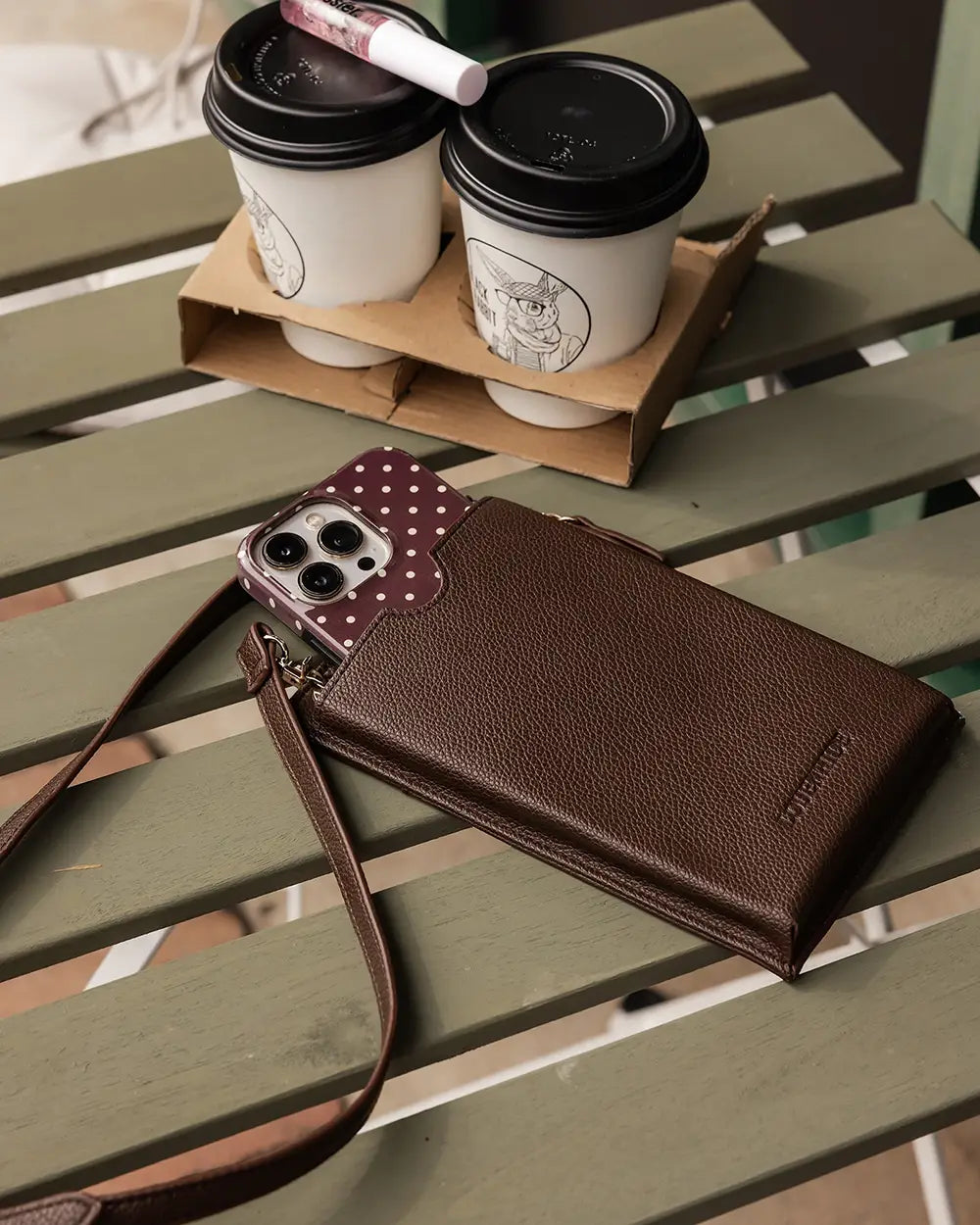 LOUENHIDE Suki RFID Phone Bag in Chocolate