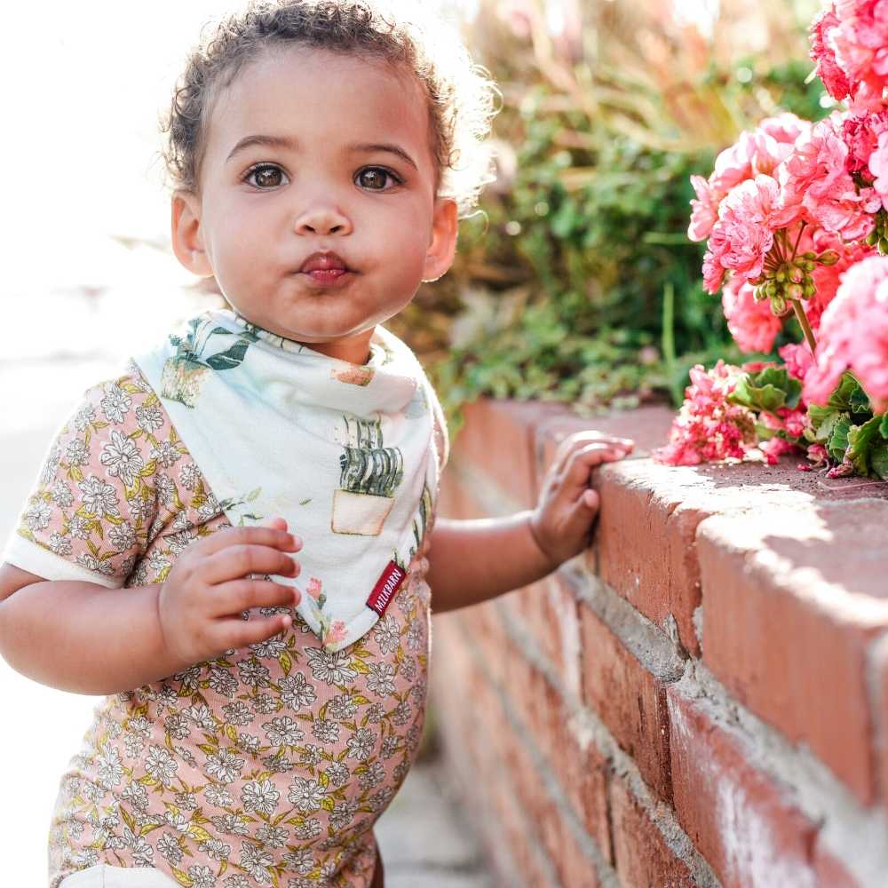 Milkbarn Organic Cotton Kerchief Bib