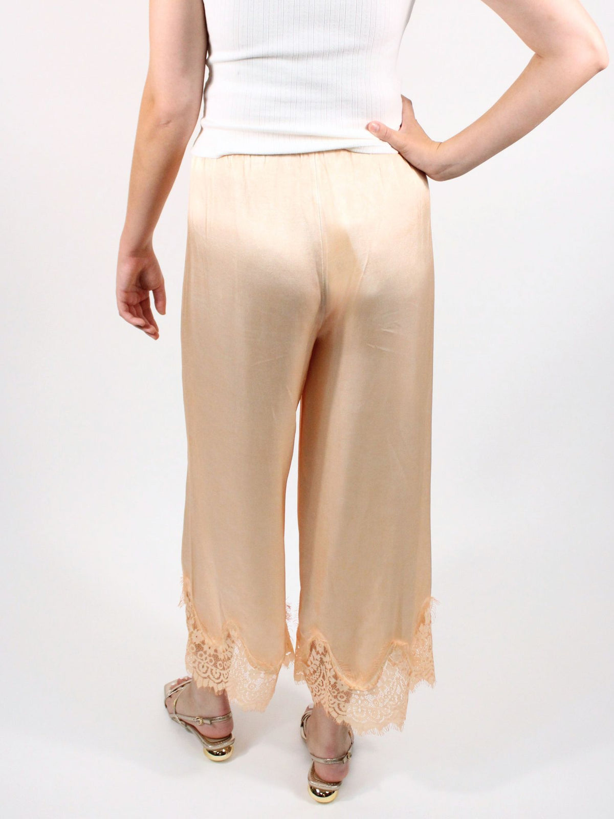 Mineral Wash Lace Hem Culottes Apricot