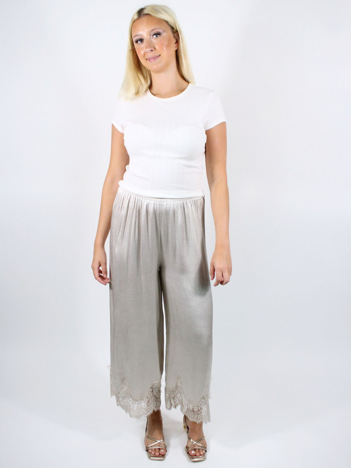 Mineral Wash Lace Hem Culottes Beige