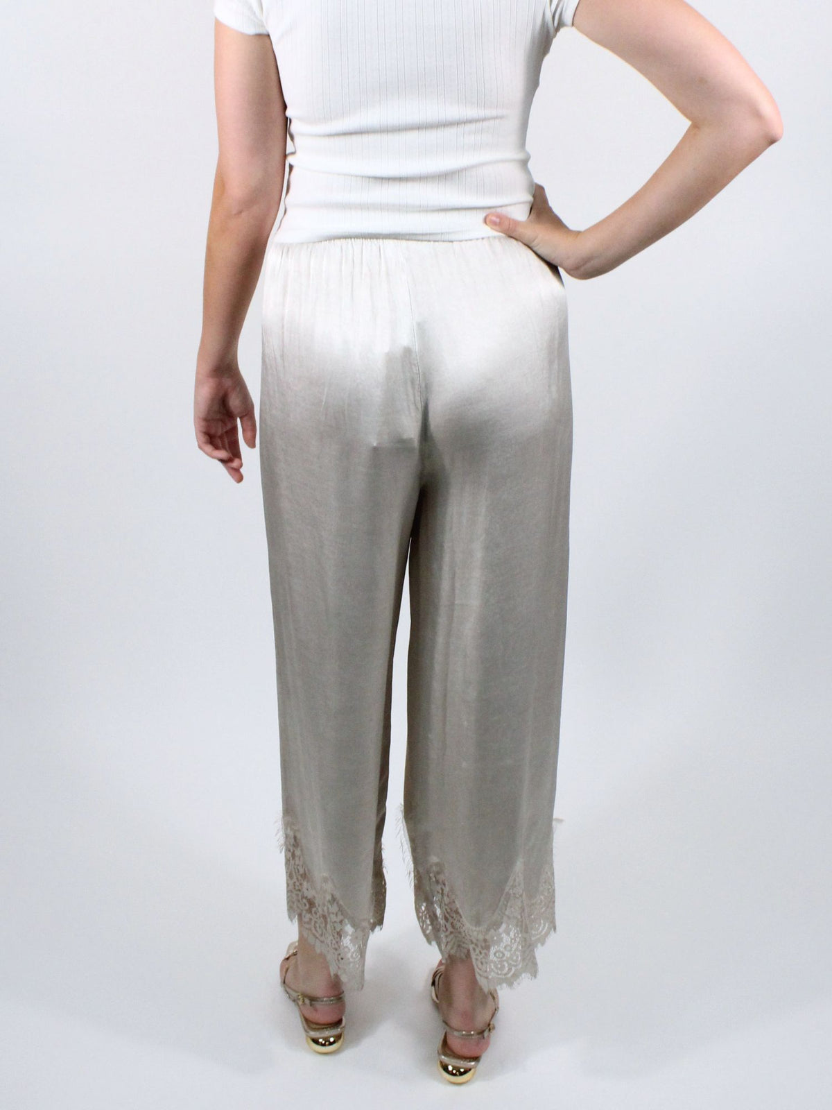 Mineral Wash Lace Hem Culottes Beige