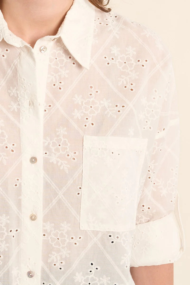 Molly Bracken Broderie Anglaise Shirt off white 