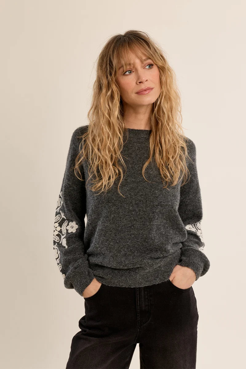 Molly Bracken Floral Embroidered Sweater ash dark grey