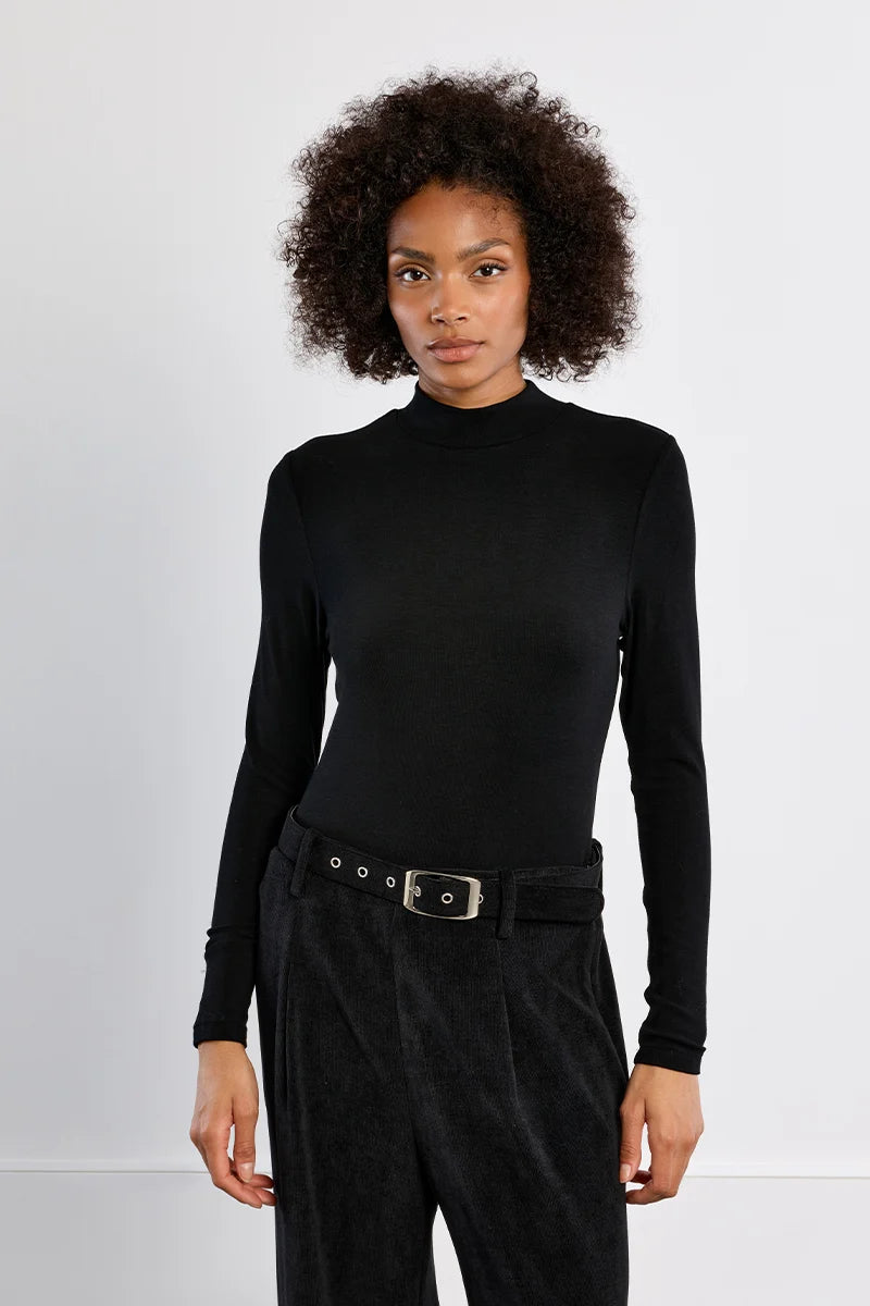 Molly Bracken Mock Neck Long Sleeve Layering Top black 